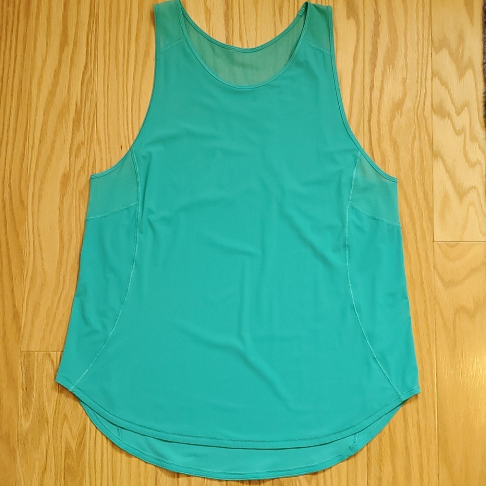 MOVING SALE💥 Lululemon Sculpt Tank Top size 12